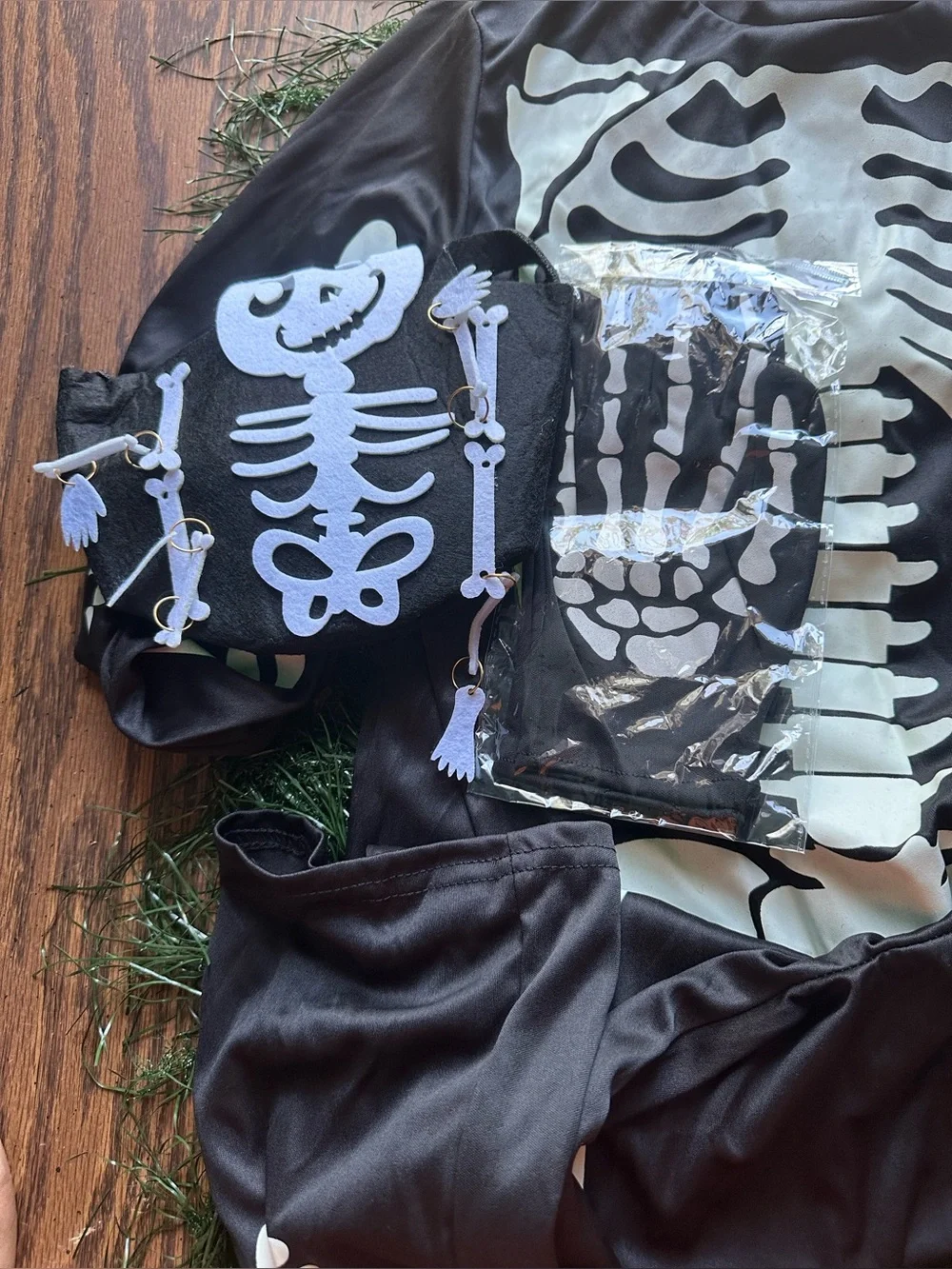 Kids Black Glow Skeleton Costume with Bone Print
